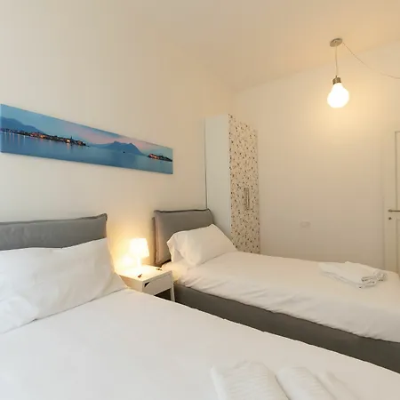 Apartment Heart Apartments- Verbania