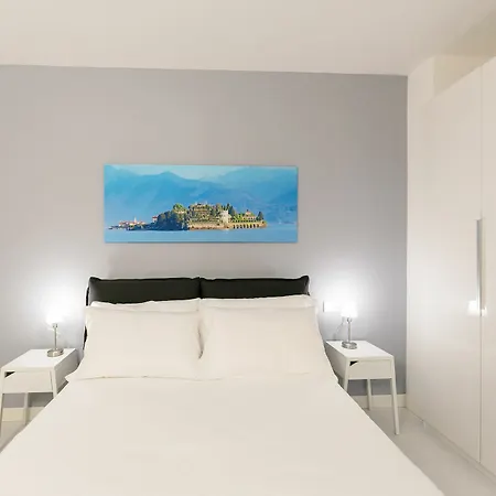 Apartment Heart Apartments- Verbania